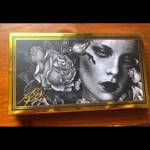 Kat Bon D 10-Year Anniversary Eyeshadow Palette